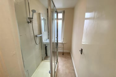 4 bed flat, Hall Road, Victoria Park, Manchester, M145HN - Image 10